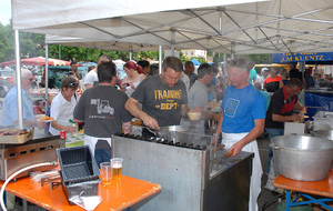 5aafe7d9ddebe_170525marcheauxpuces18.jpg